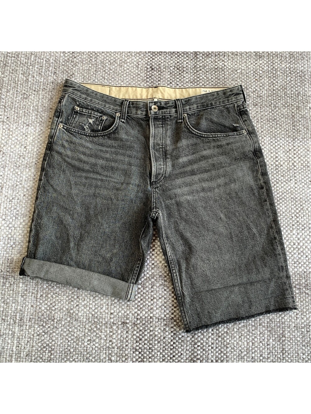 rag & bone Men's Rosa Mid-Rise Walking Denim Shorts Size 31 Black